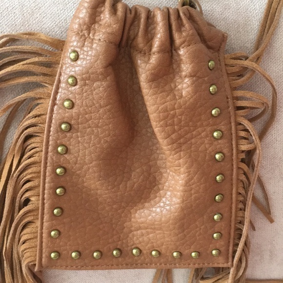 Cute brown fringe bag from Target - Picture 4 of 7